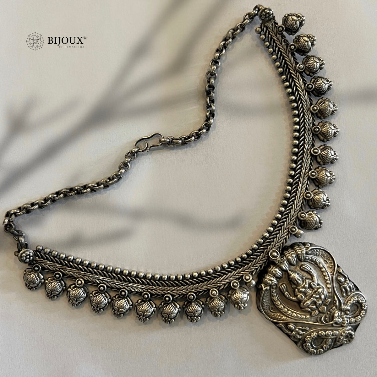 MRILANILI TEMPLE SEMI HANDMADE ANTIQUE SILVER TONED NECKLACE  NL292