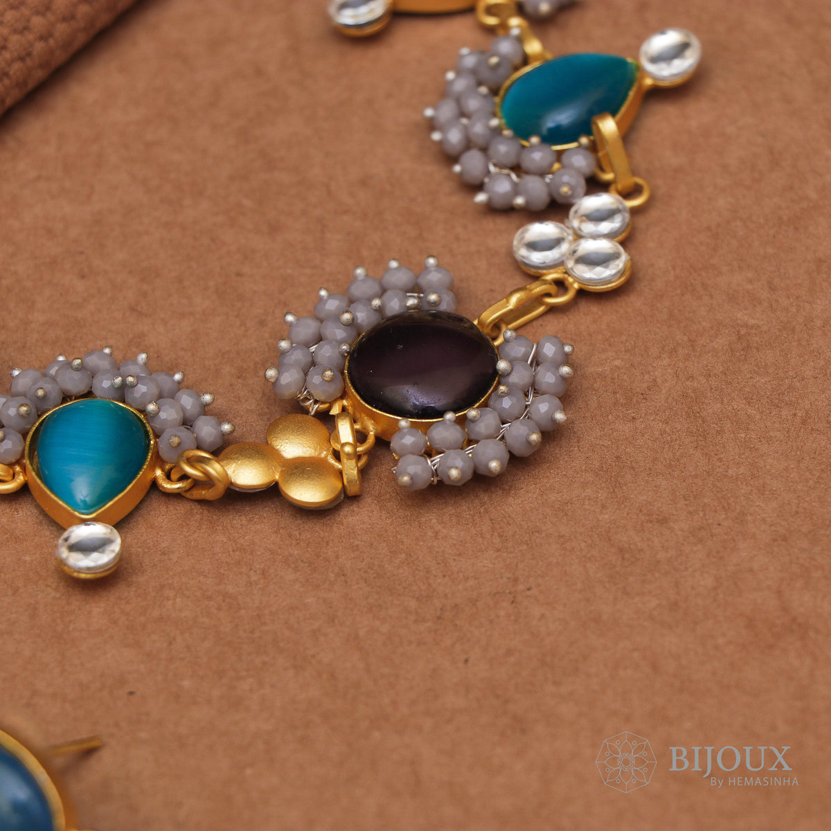 QUEENS BIJOUX HANDMADE MONALISA MINIMALIST CHOKER WITH EARRINGS CH46