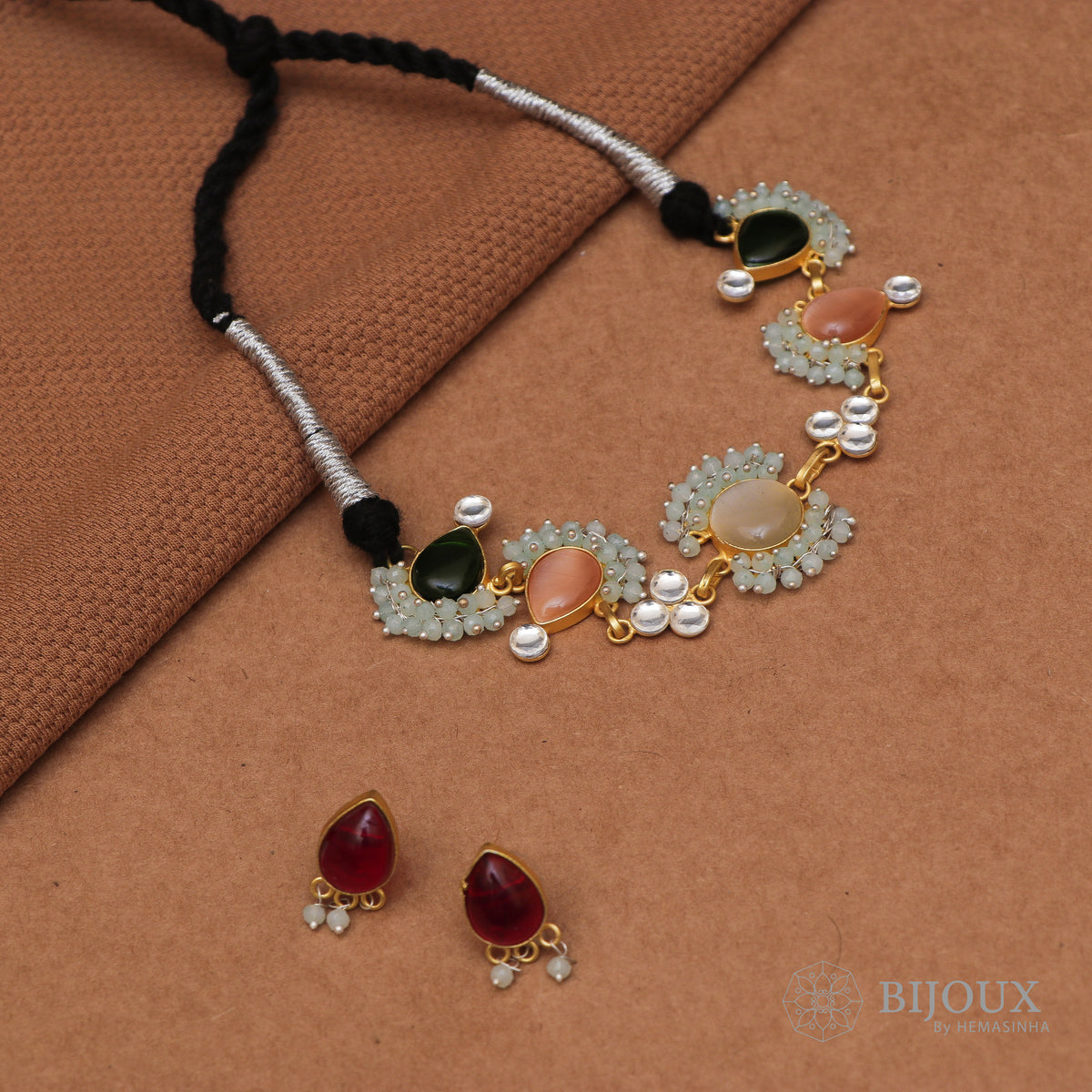 QUEENS BIJOUX HANDMADE MONALISA MINIMALIST CHOKER WITH EARRINGS CH46