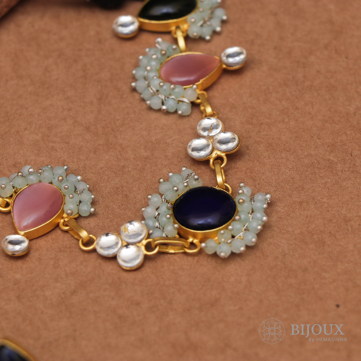 QUEENS BIJOUX HANDMADE MONALISA MINIMALIST CHOKER WITH EARRINGS CH46