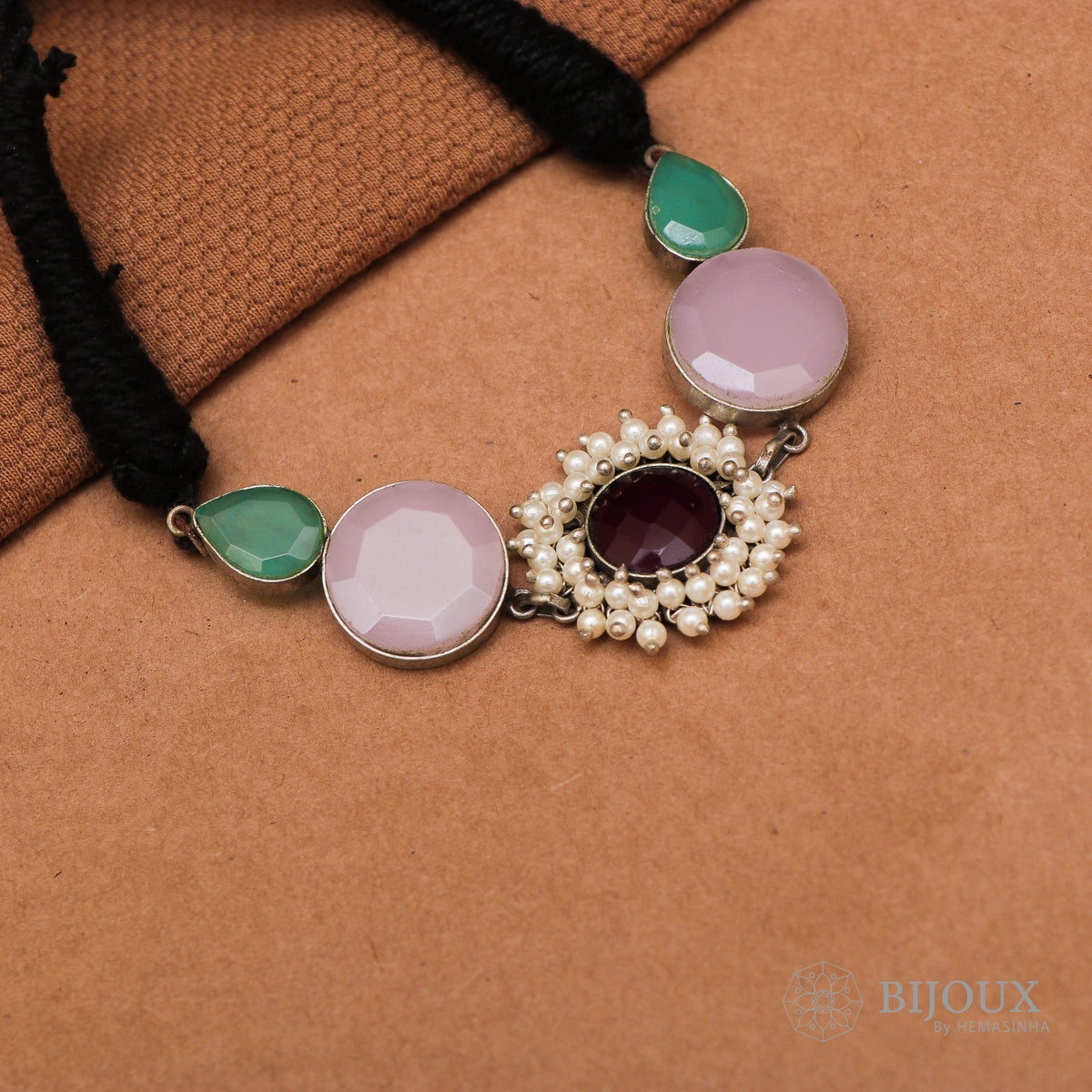 NITHARA BIJOUX PREMIUM AND EXCLUSIVE HANDMADE CHOKER CH76