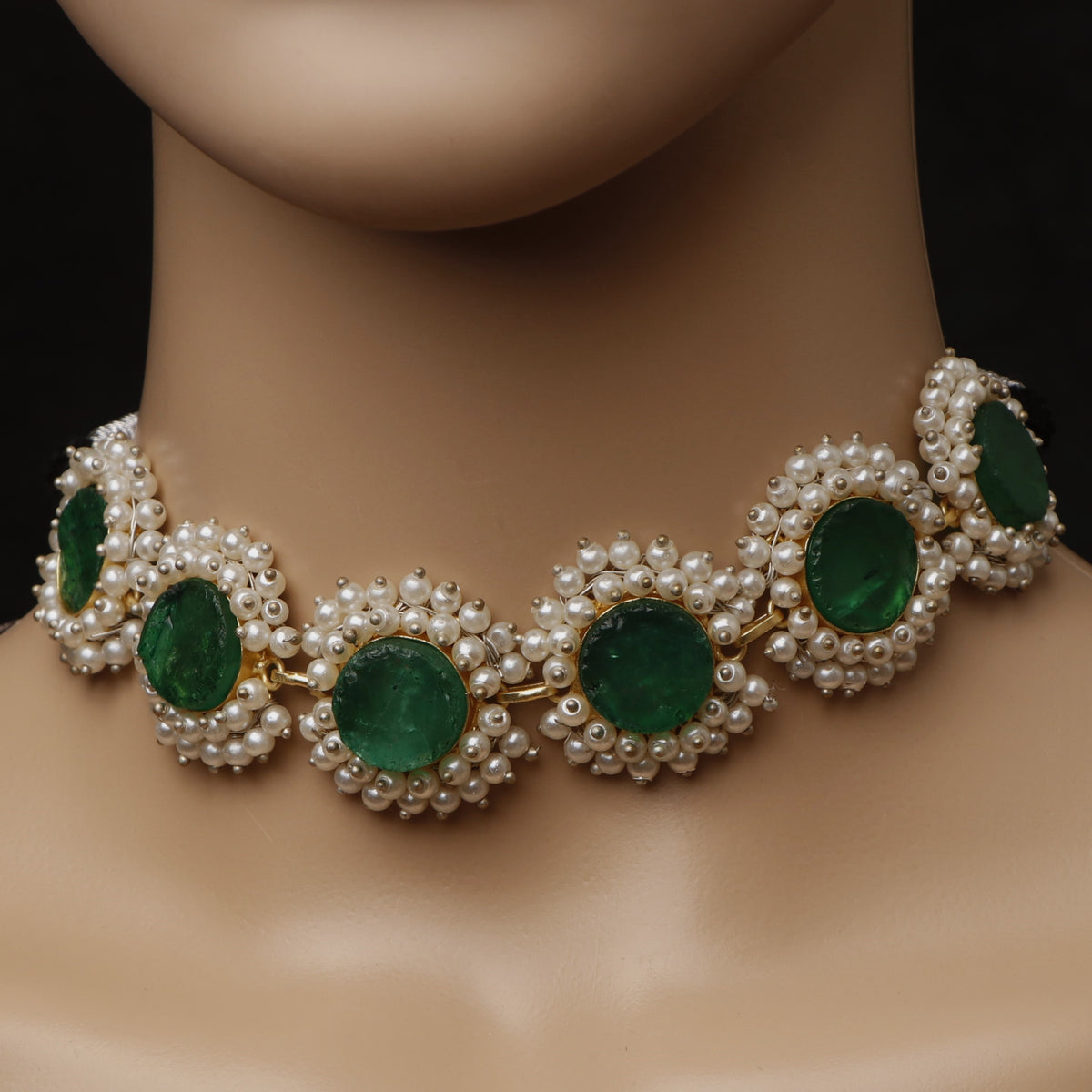 WILLOW BIJOUX PREMIUM HANDMADE RAW STONE CHOKER WITH EARRINGS CH122