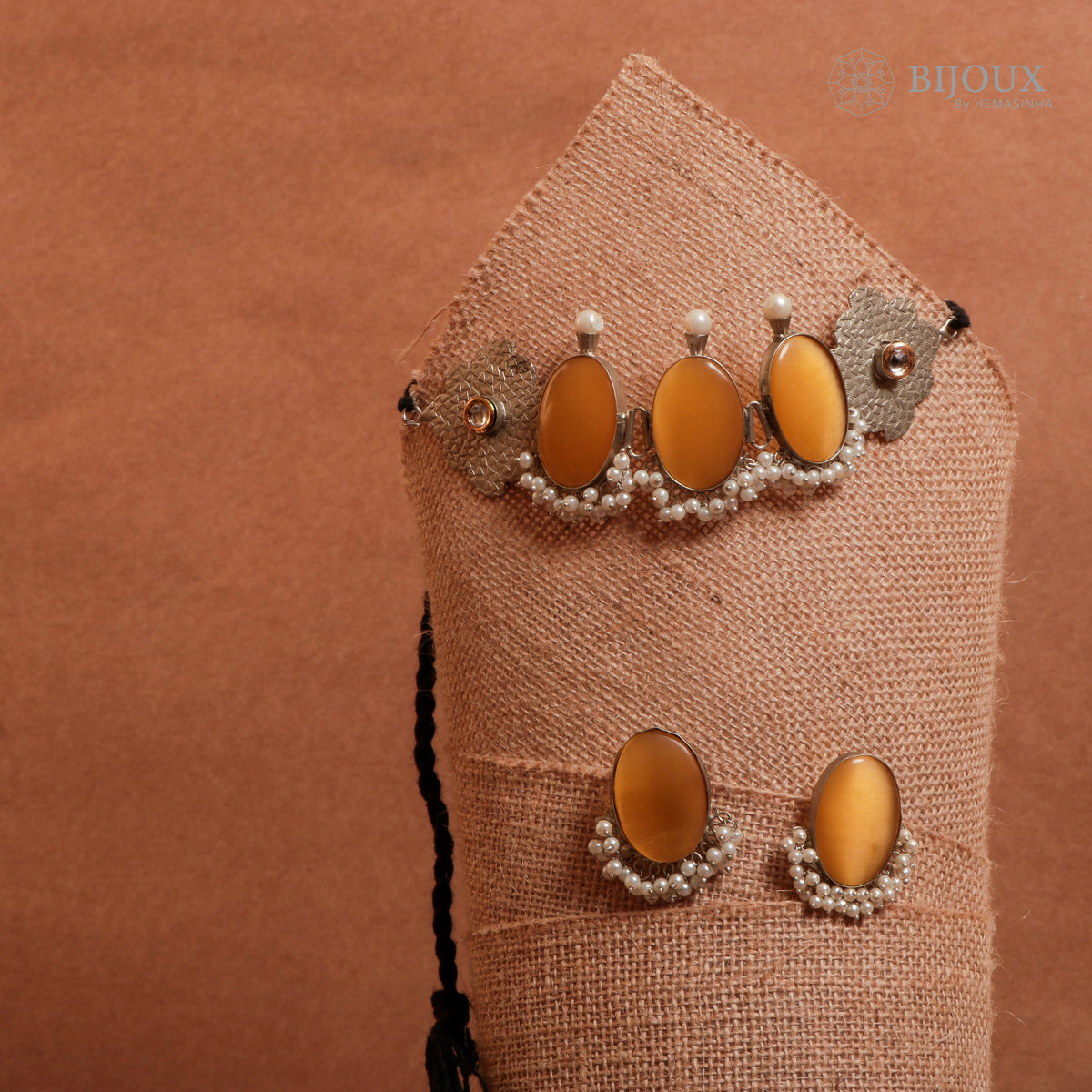 KATHIRA BIJOUX PREMIUM AND EXCLUSIVE HANDMADE CHOKER WITH EARRINGS CH60