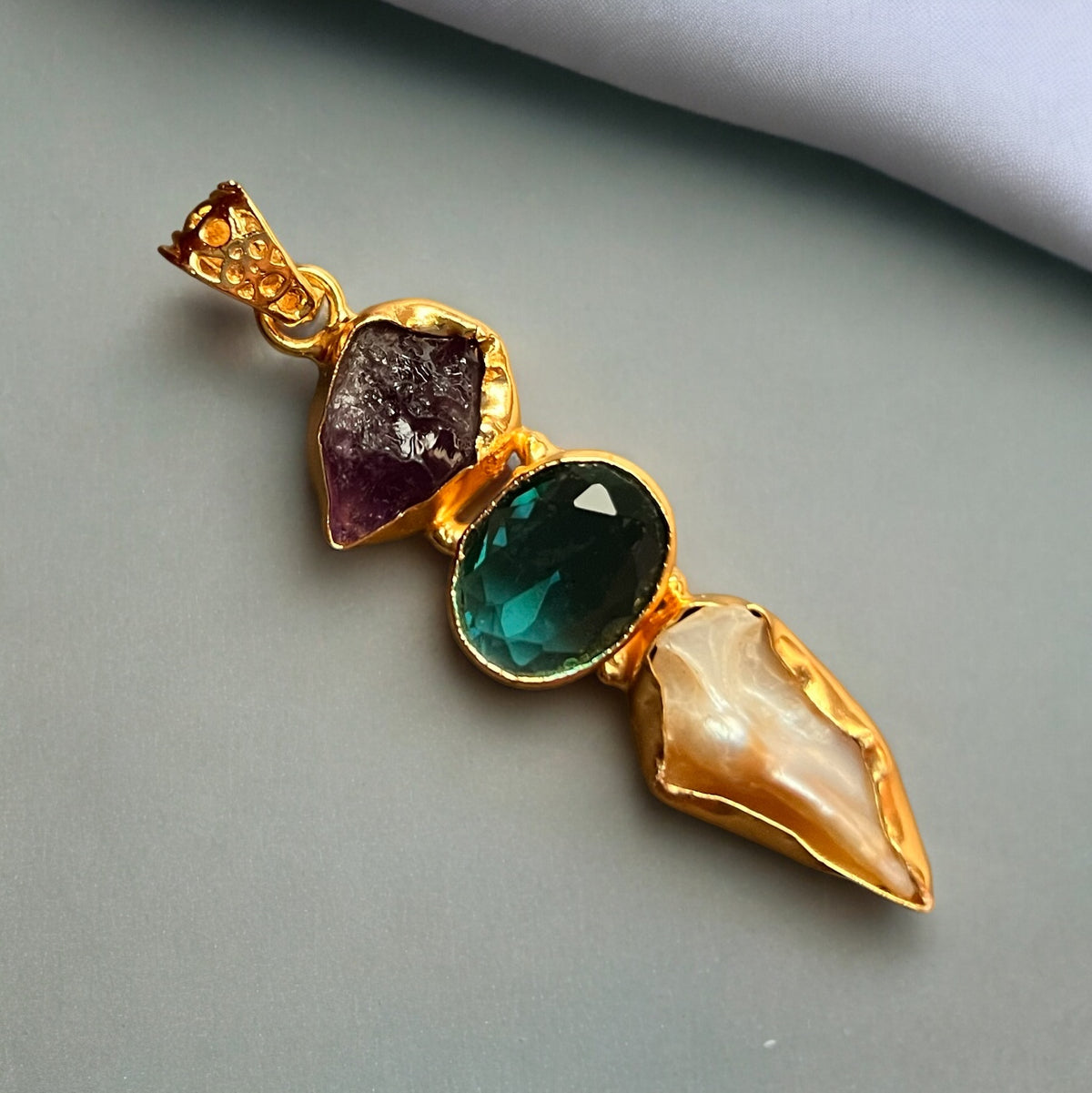 SOPHIA HANDMADE BIJOUX PREMIUM AND BIJOUX EXCLUSIVE HASLI WITH EARRINGS CH479