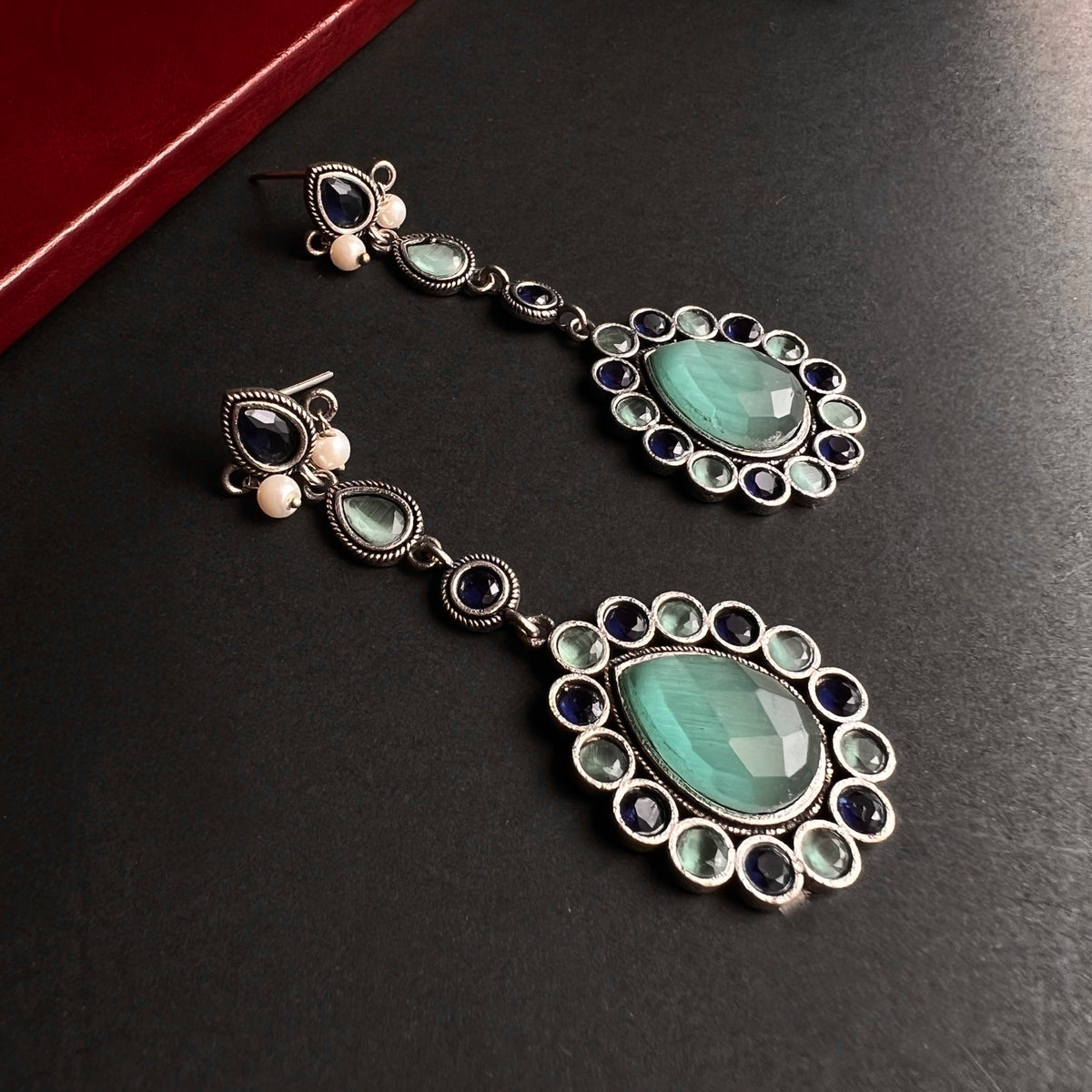 DIANA MIA MONALISA FAUX SILVER EARRINGS ER684