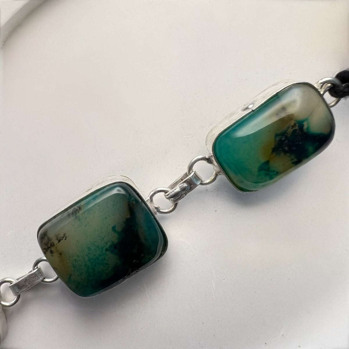 MADHAVI RAW AND RAW RUSTIC FINISH NATURAL STONE NECKPIECE CHOKER/NECKPIECE CH383