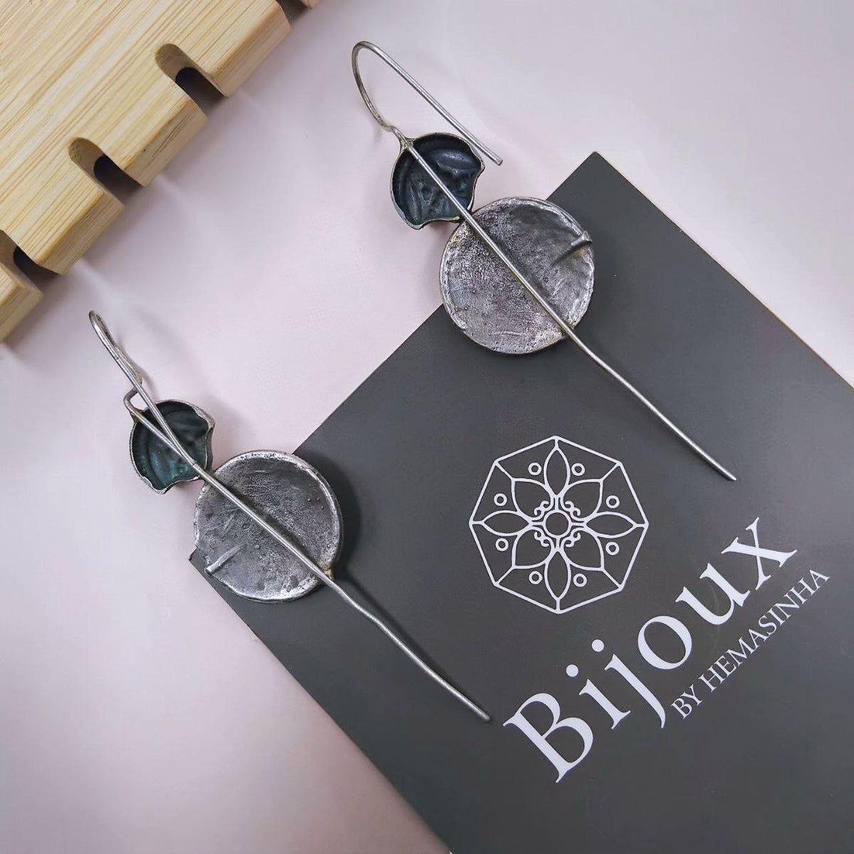 MIRAYA ANTIQUE SEMI HANDMADE EAR CUFF/EARRINGS EA39