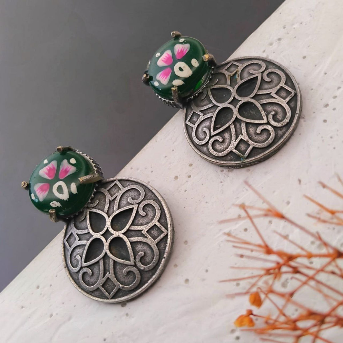 NAVYA SILVER LOOK ALIKE HAND PAINTED STUD /EARRING ER944