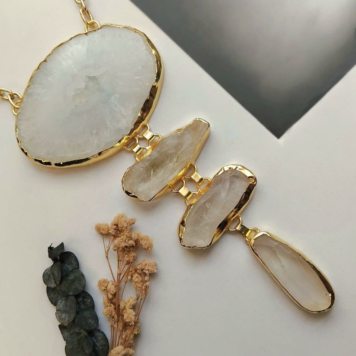 VARSHA HANDMADE PREMIUM RAW NATURAL DRUZY STONE NECKLACE NL371