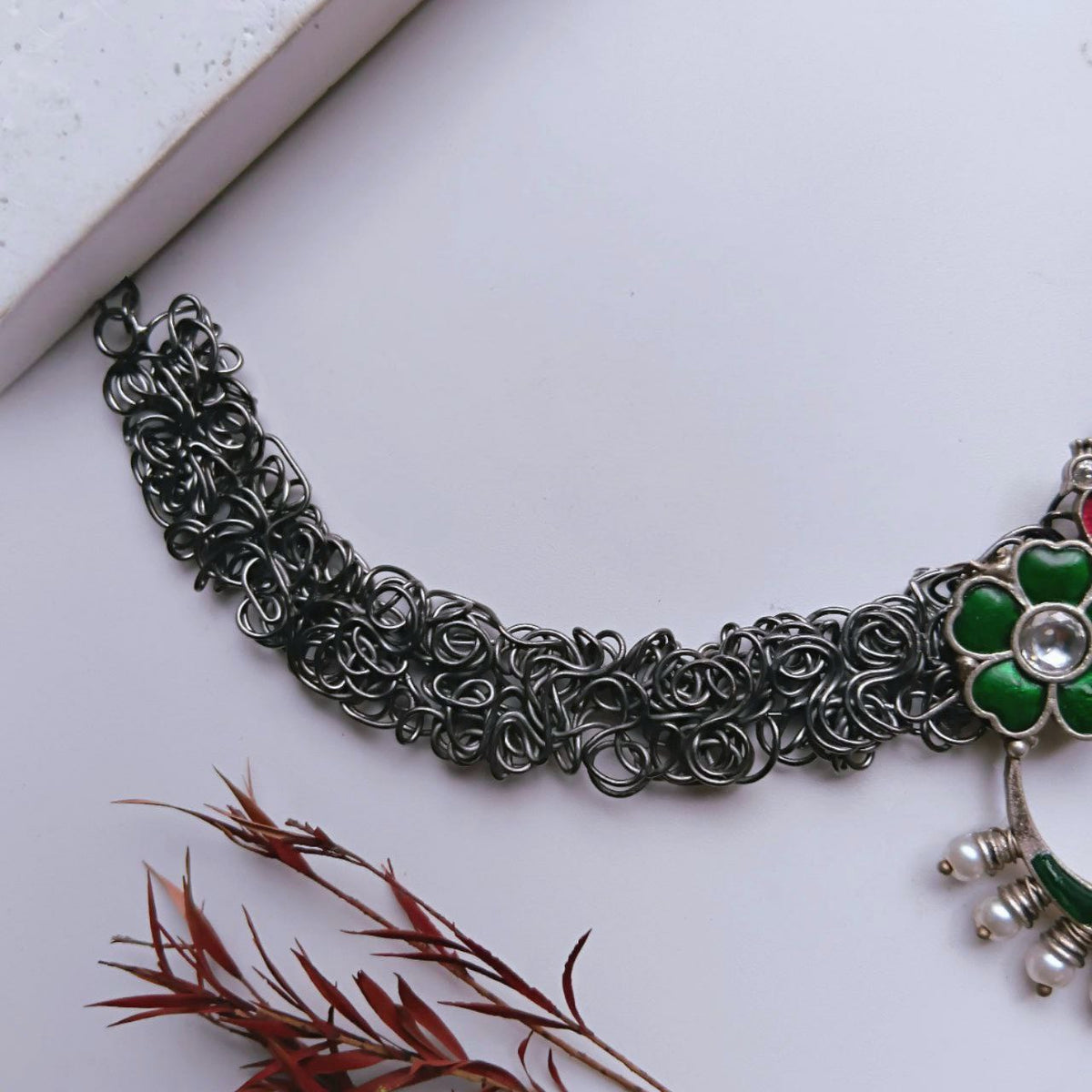 LYSA PREMIUM HANDMADE AND HAND HAMMERED HASLI / NECKLACE NL335