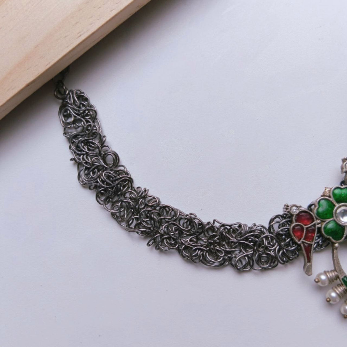 LIORA PREMIUM HANDMADE AND HAND HAMMERED HASLI / NECKLACE NL334