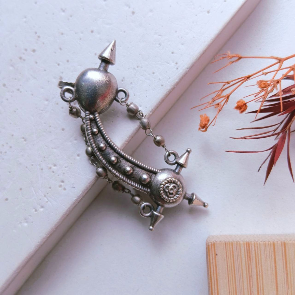 NYLA SEMI HANDMADE EAR CUFF/EARRINGS EA13