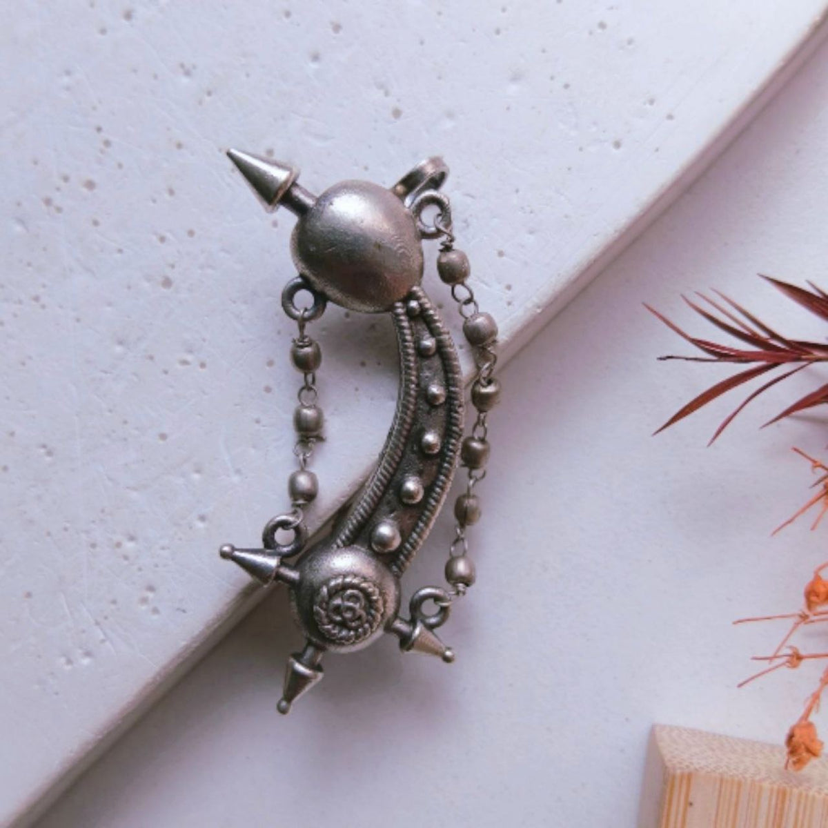 NYLA SEMI HANDMADE EAR CUFF/EARRINGS EA13