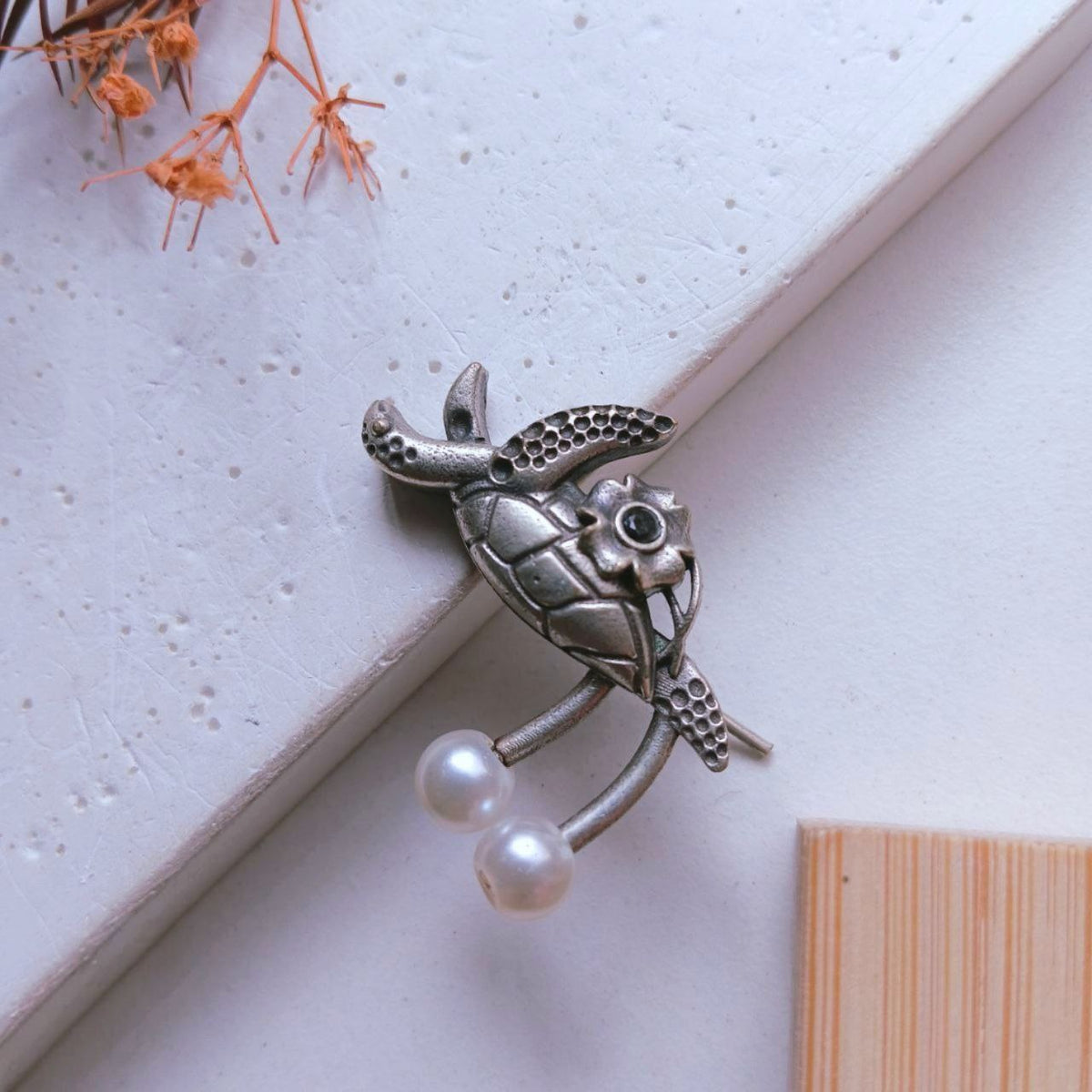 ADVIKA SEMI HANDMADE EAR CUFF/EARRINGS EA15