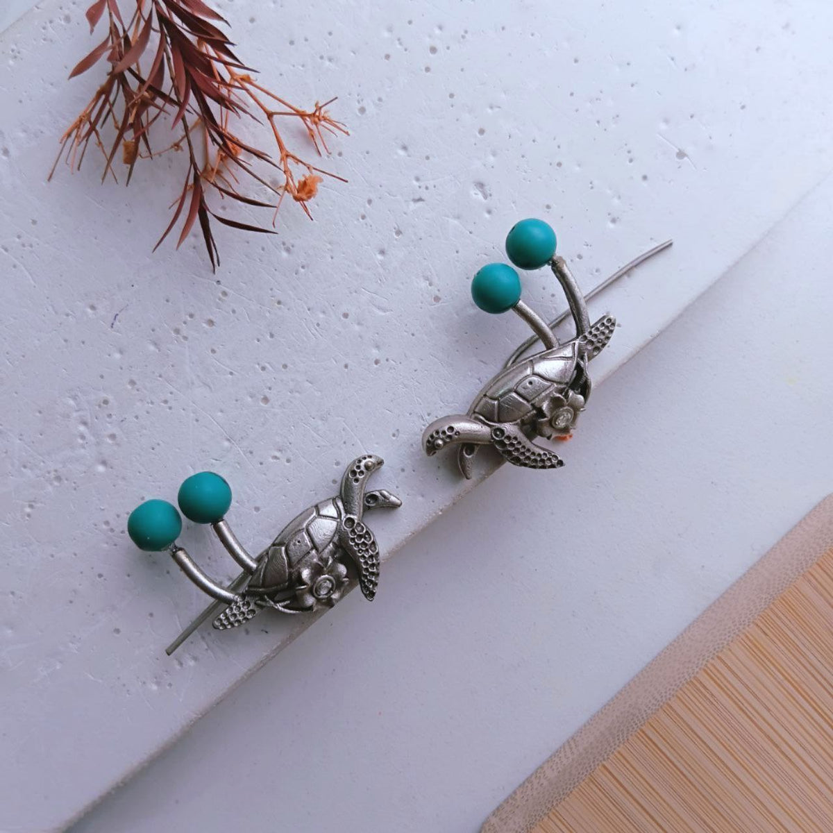 ADVIKA SEMI HANDMADE EAR CUFF/EARRINGS EA15