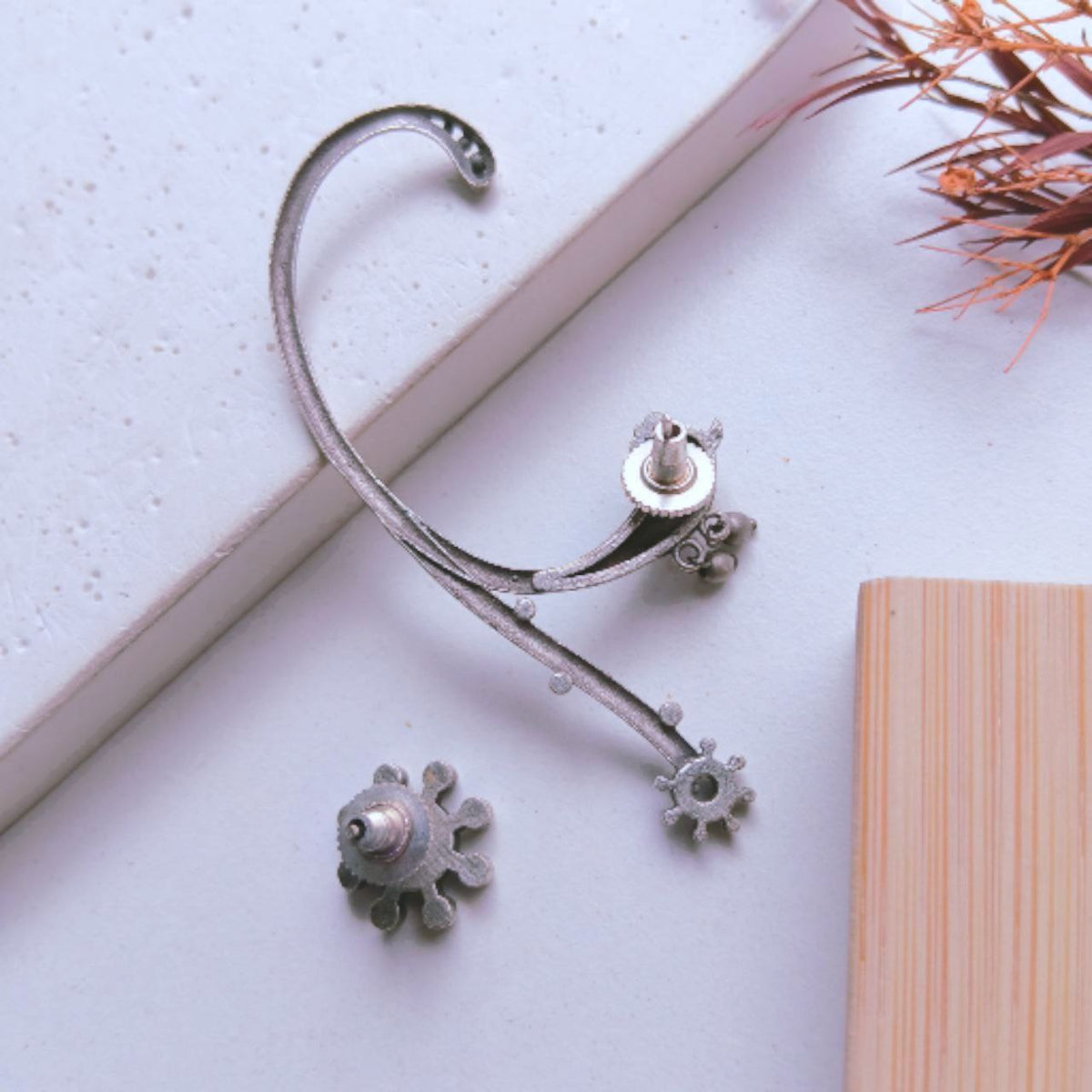 AARADHYA ENAMEL SEMI HANDMADE EAR CUFF/EARRINGS EA19