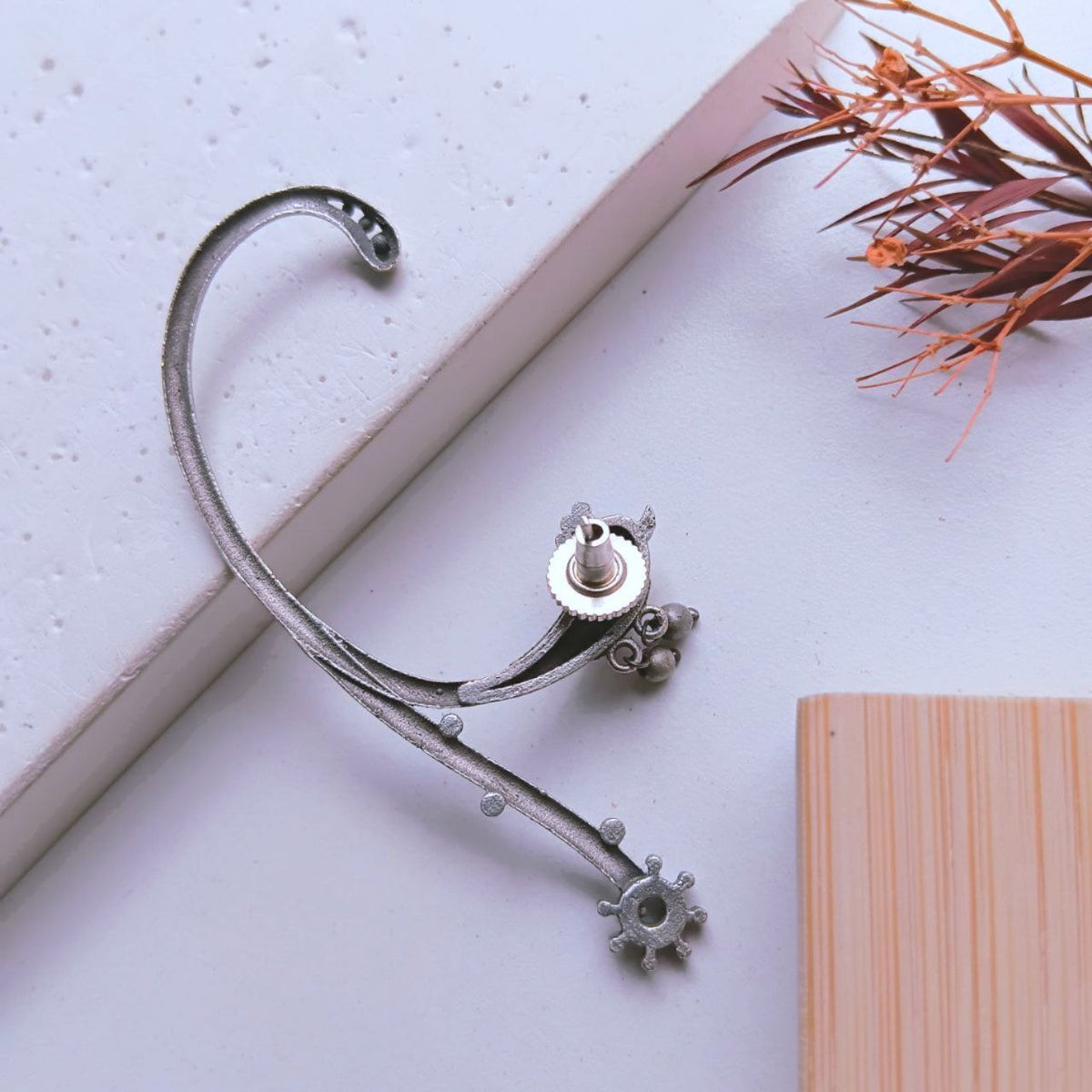 AARADHYA ENAMEL SEMI HANDMADE EAR CUFF/EARRINGS EA19