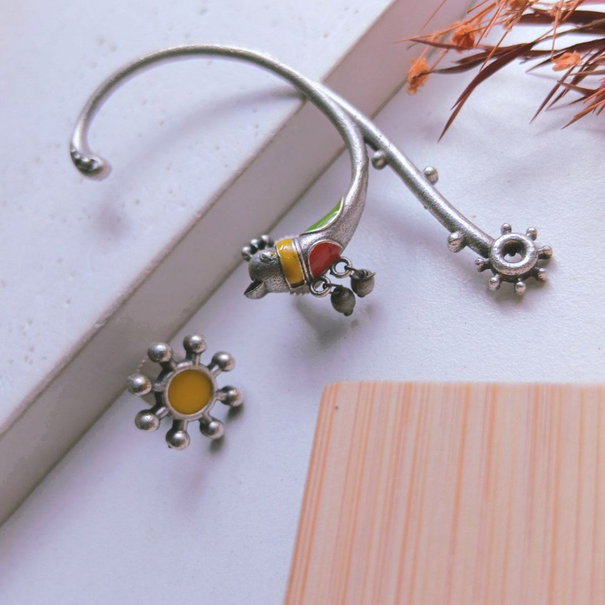 AARADHYA ENAMEL SEMI HANDMADE EAR CUFF/EARRINGS EA19