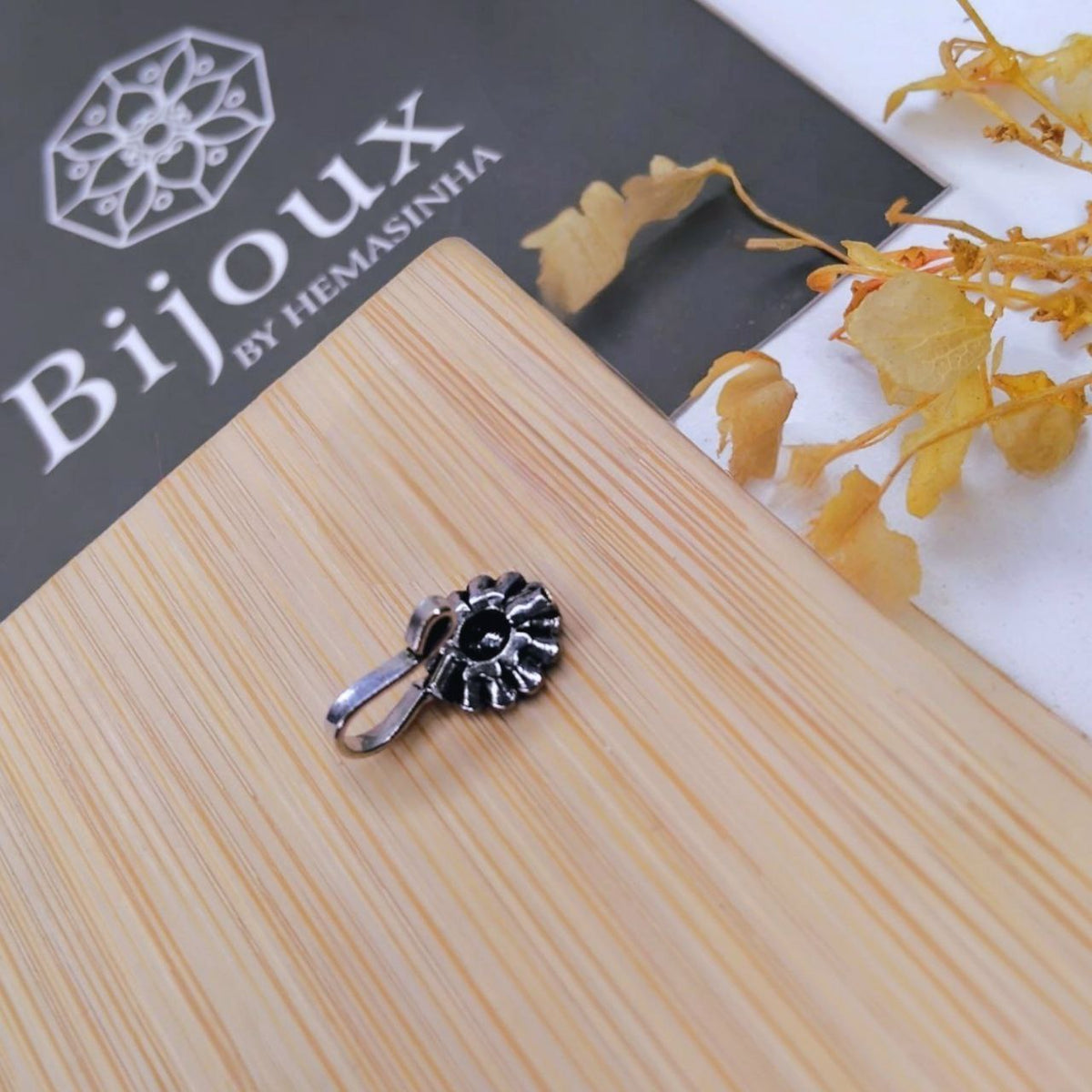 INIYA CLIP ON NOSE STUDS NS102