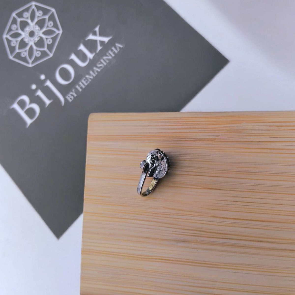 REYA CLIP ON NOSE STUDS NS101
