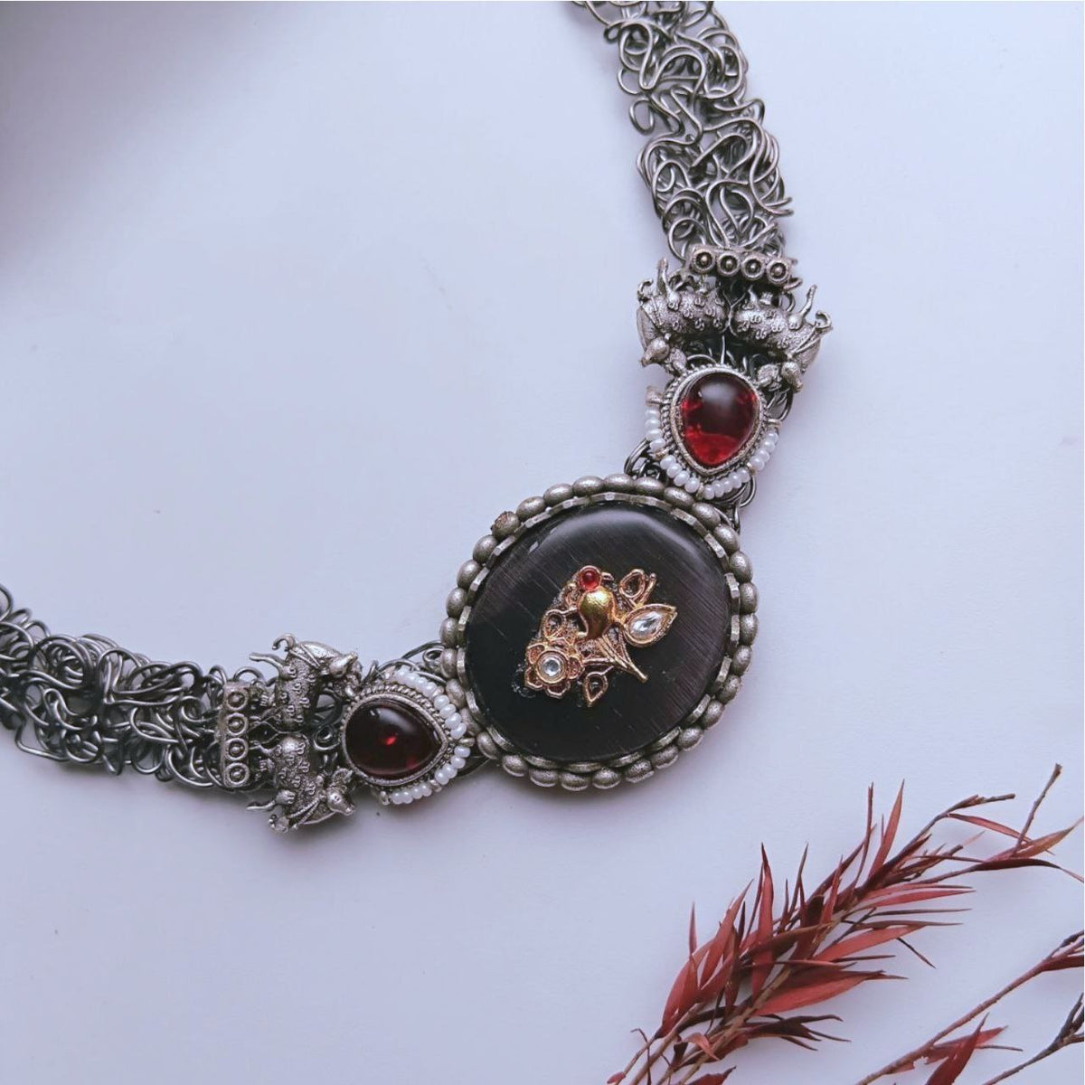 HELNA PREMIUM HANDMADE AND HAND HAMMERED HASLI / NECKLACE NL333