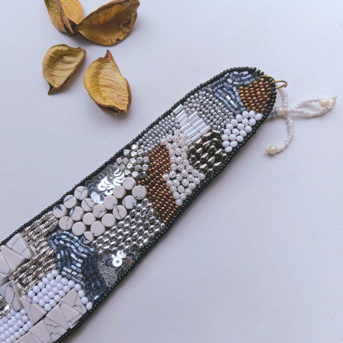 ZOYAH FABRIC AND BEADS HANDMADE AFGHANI CHOKER/NECKPIECE CH533