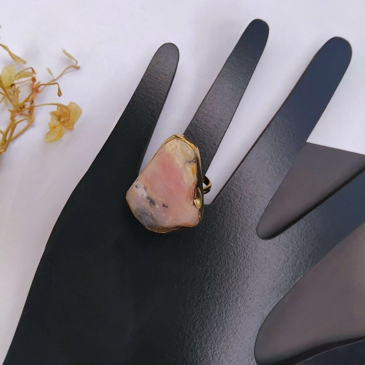 DAKSHA PREMIUM HANDMADE AND HAND HAMMERED NATURAL STONE GOLD TONED RING R108