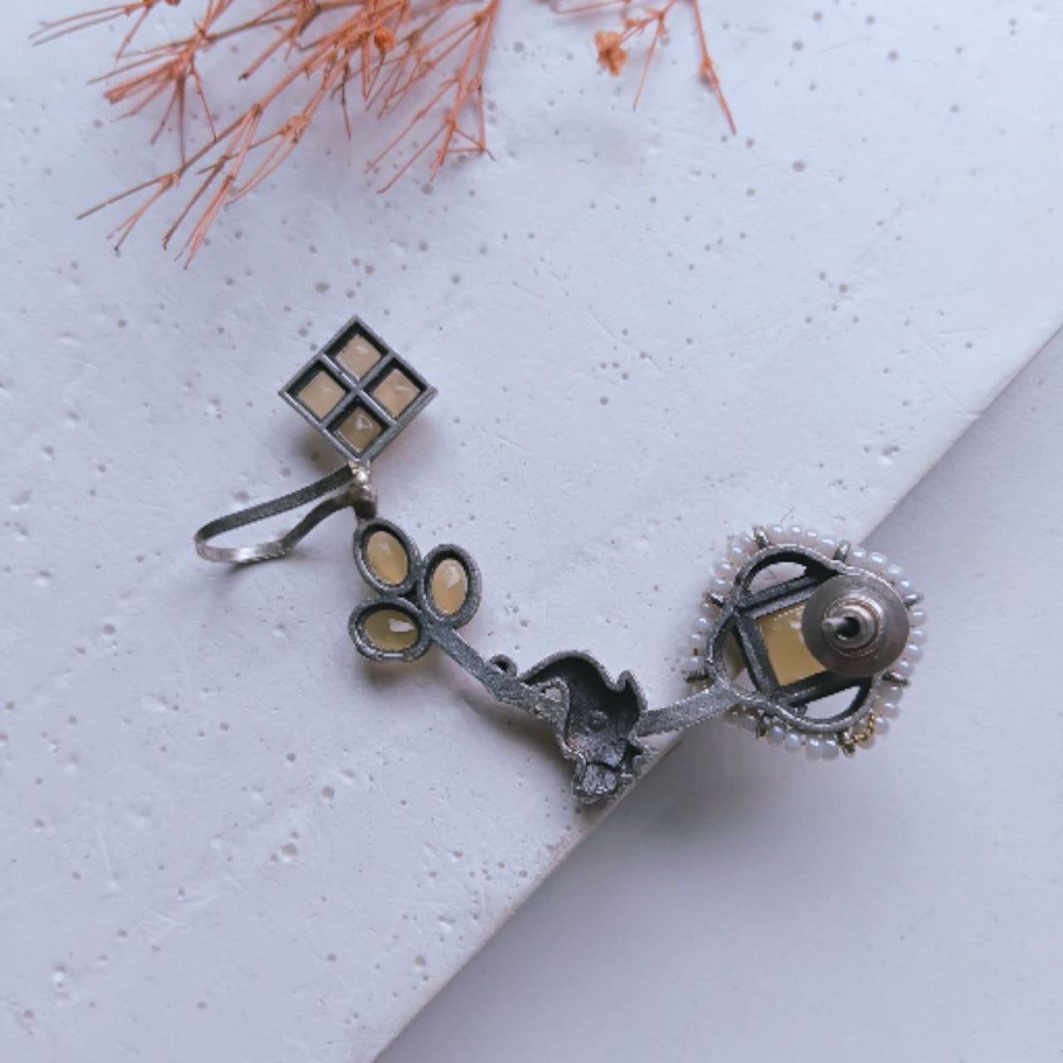 SHANAYA ANTIQUE EAR CUFF/EARRINGS EA26