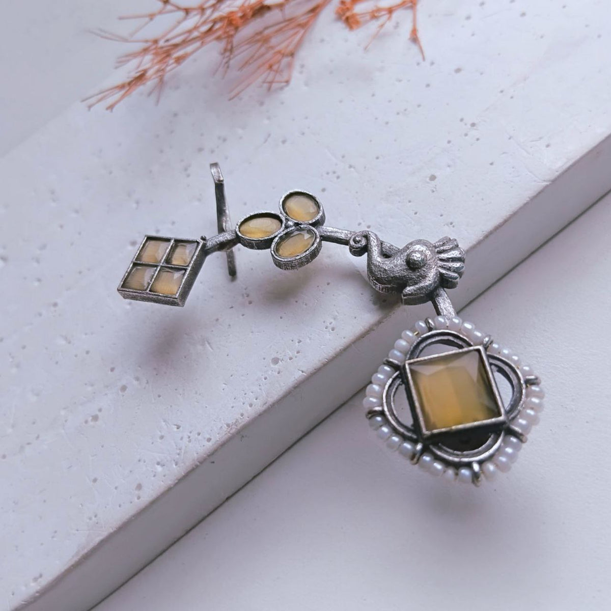 SHANAYA ANTIQUE EAR CUFF/EARRINGS EA26