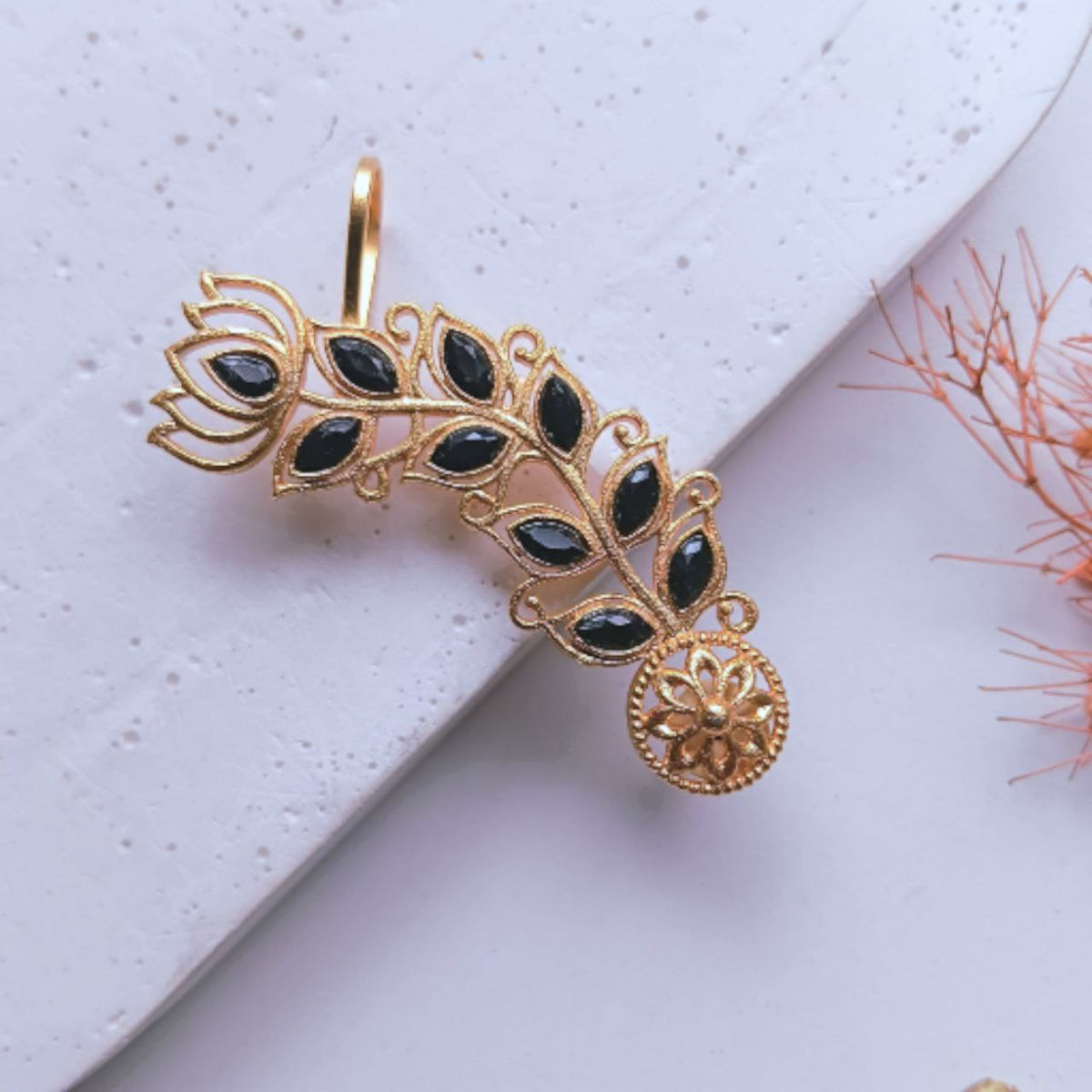 VIYANA GOLD TONED SEMI HANDMADE EAR CUFF/EARRINGS EA28