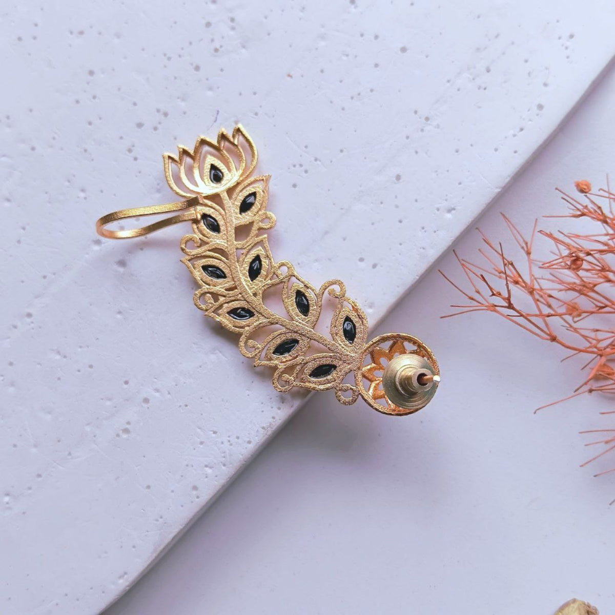 VIYANA GOLD TONED SEMI HANDMADE EAR CUFF/EARRINGS EA28