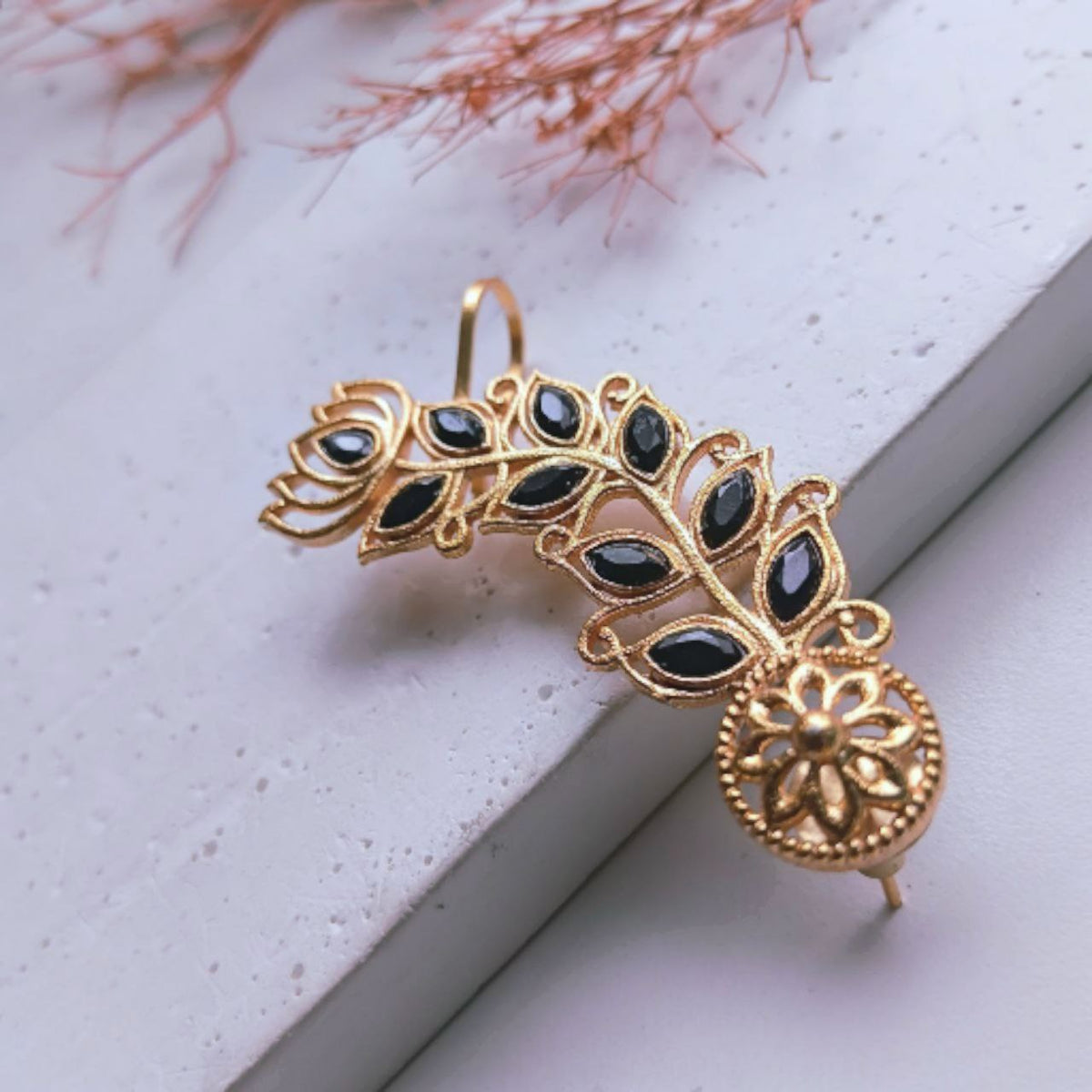 VIYANA GOLD TONED SEMI HANDMADE EAR CUFF/EARRINGS EA28