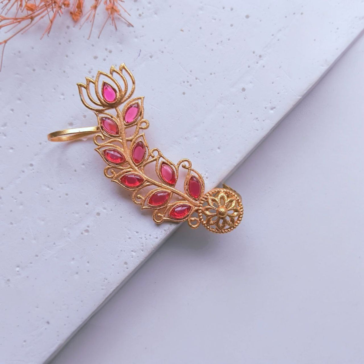 VIYANA GOLD TONED SEMI HANDMADE EAR CUFF/EARRINGS EA28