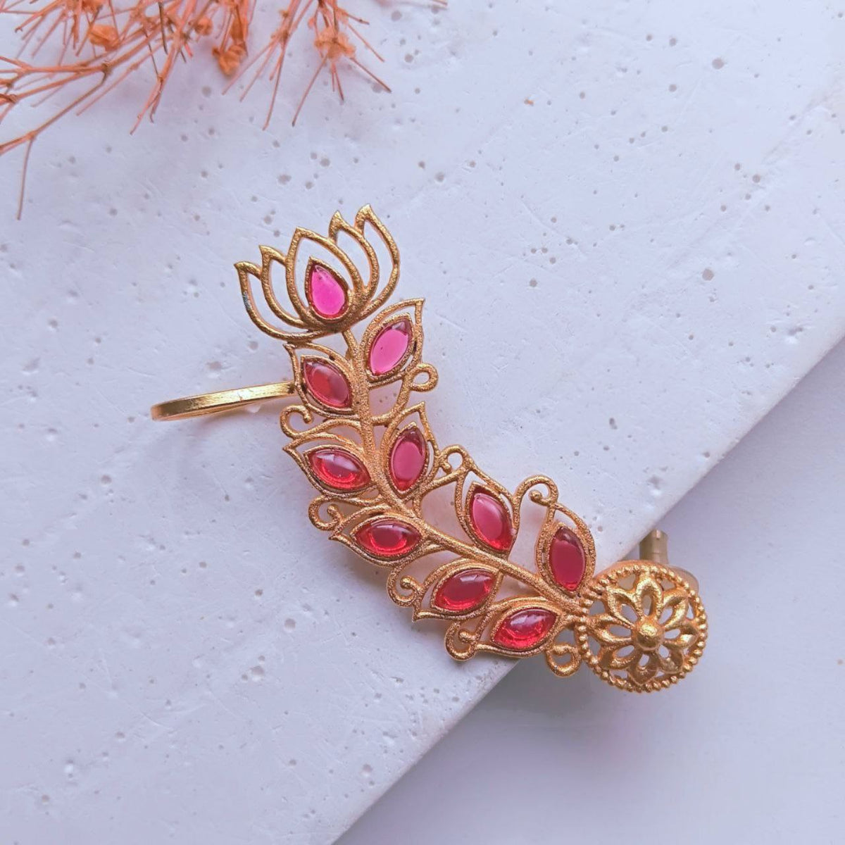 VIYANA GOLD TONED SEMI HANDMADE EAR CUFF/EARRINGS EA28