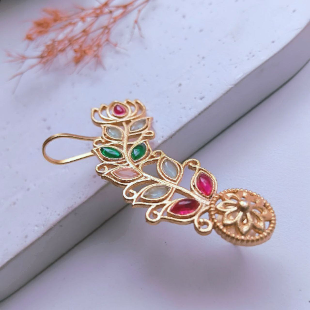 VIYANA GOLD TONED SEMI HANDMADE EAR CUFF/EARRINGS EA28