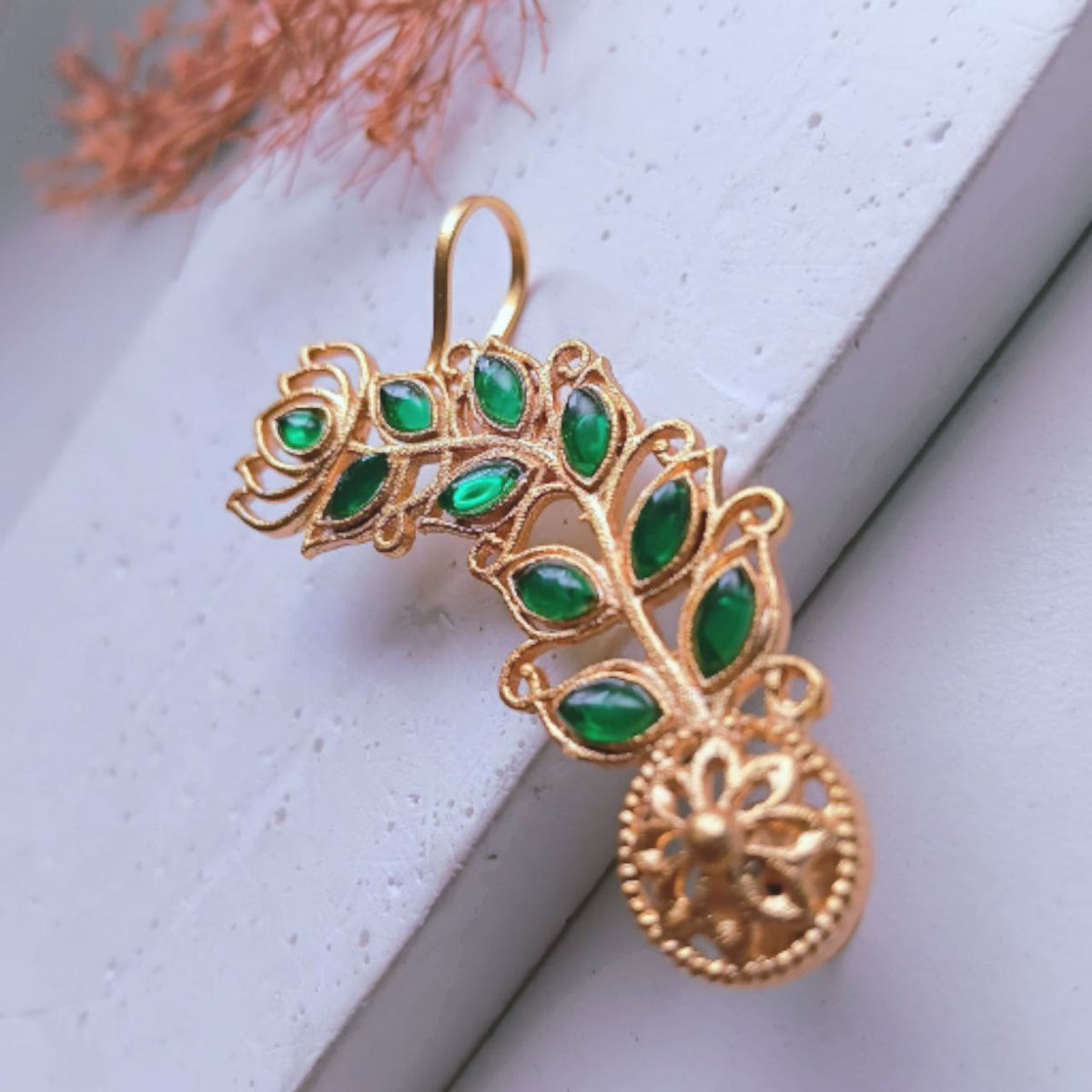 VIYANA GOLD TONED SEMI HANDMADE EAR CUFF/EARRINGS EA28