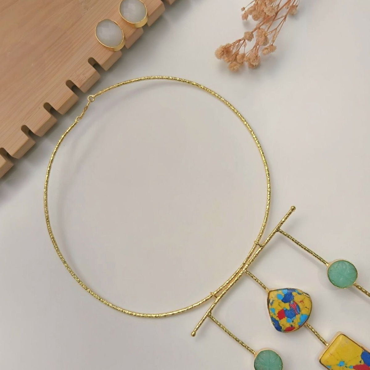 ANISHA NATURAL AGATE STONE GOLD TONED HANDMADE CHOKER/HASLI CH510