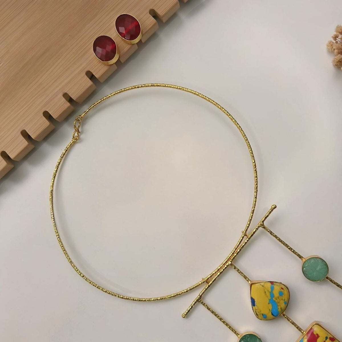 ANISHA NATURAL AGATE STONE GOLD TONED HANDMADE CHOKER/HASLI CH510