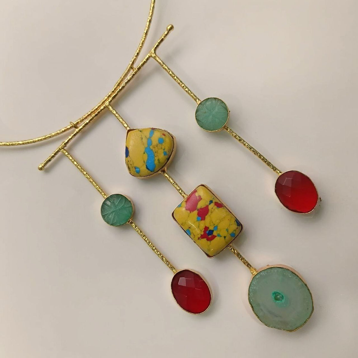 ANISHA NATURAL AGATE STONE GOLD TONED HANDMADE CHOKER/HASLI CH510