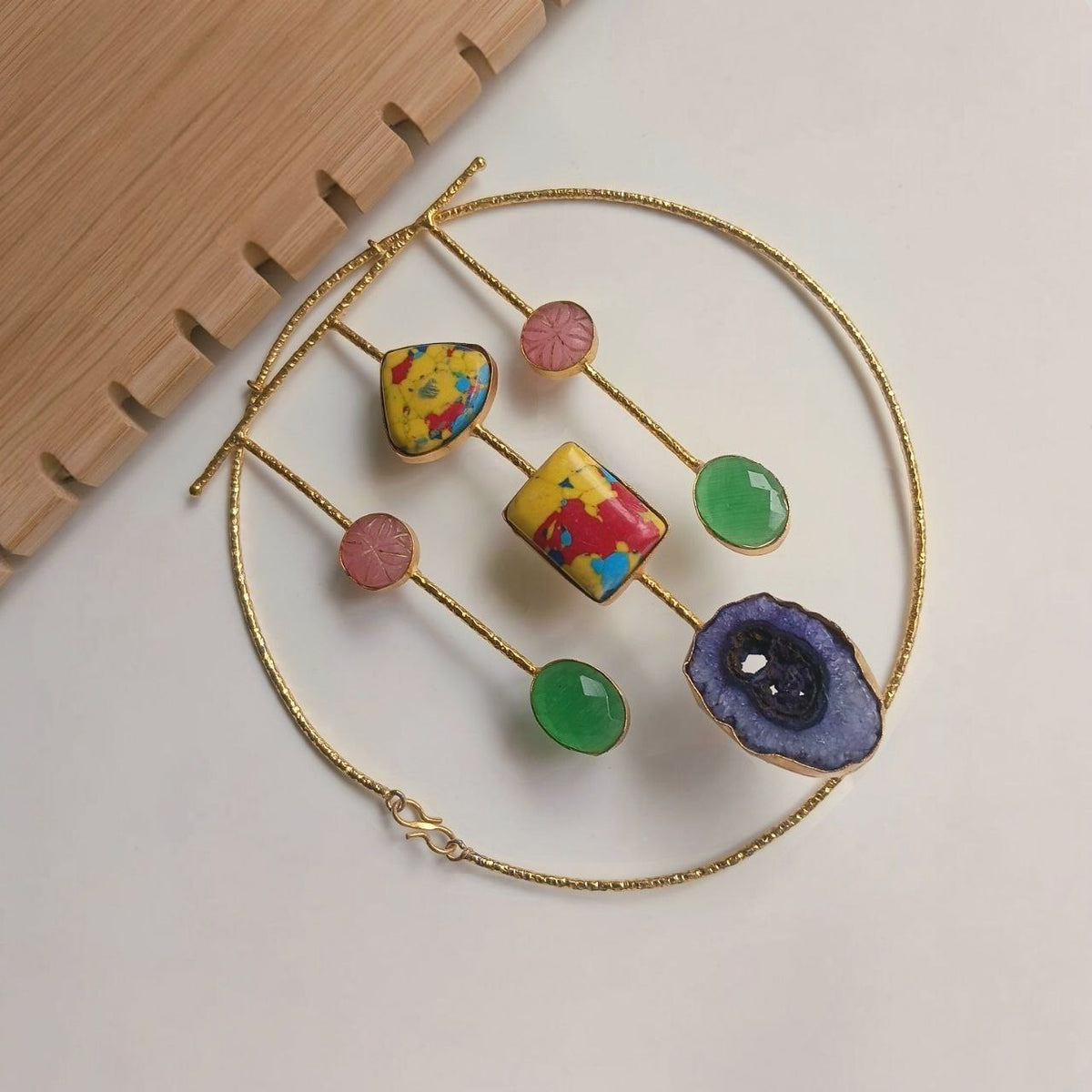 ANISHA NATURAL AGATE STONE GOLD TONED HANDMADE CHOKER/HASLI CH510