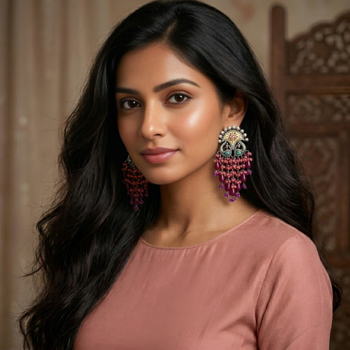 HANDMADE TWILIGHT SEMI HANDMADE HANDPAINTED MONALISA AND BEADED EARRING ER40