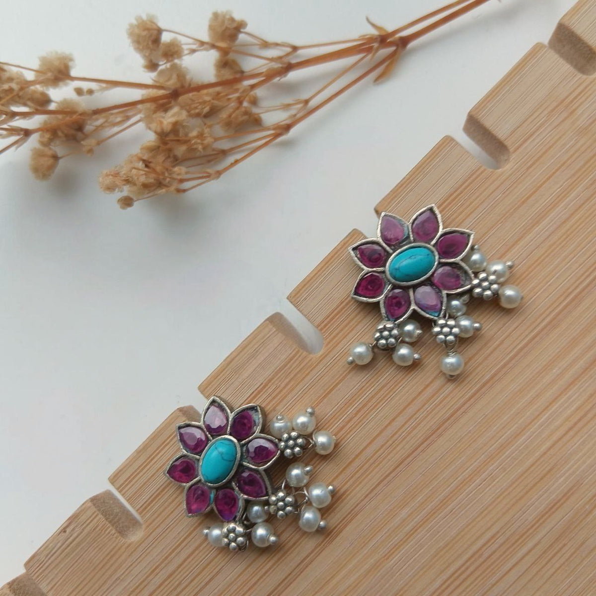 ANSHITHA SILVER LOOK ALIKE HANDMADE CHOKER WITH EARRINGS CH126
