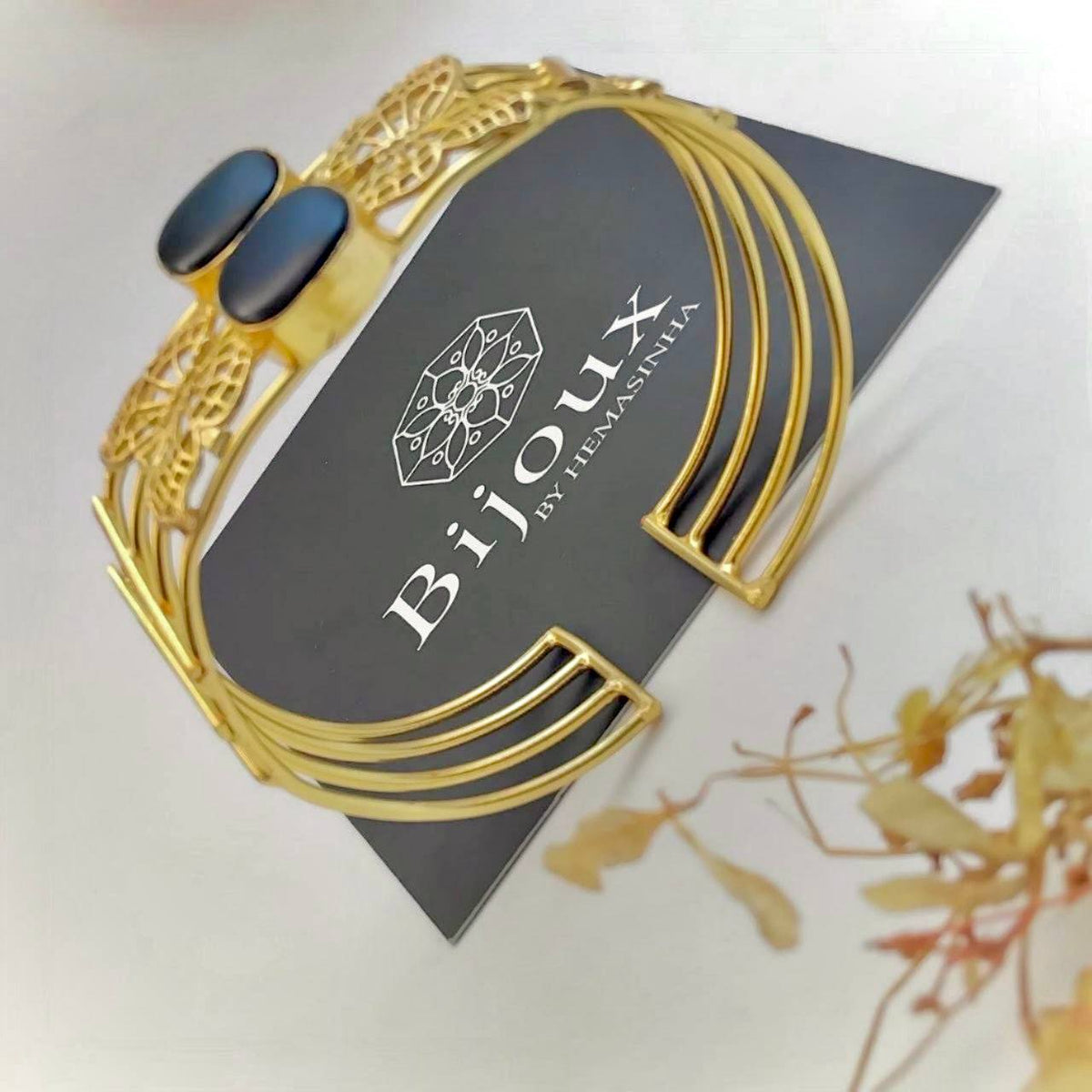JULINA HANDMADE AND HAND HAMMERED AND CLASSIC STONE BRACELET BR211