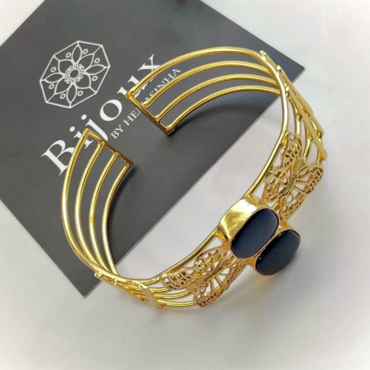JULINA HANDMADE AND HAND HAMMERED AND CLASSIC STONE BRACELET BR211