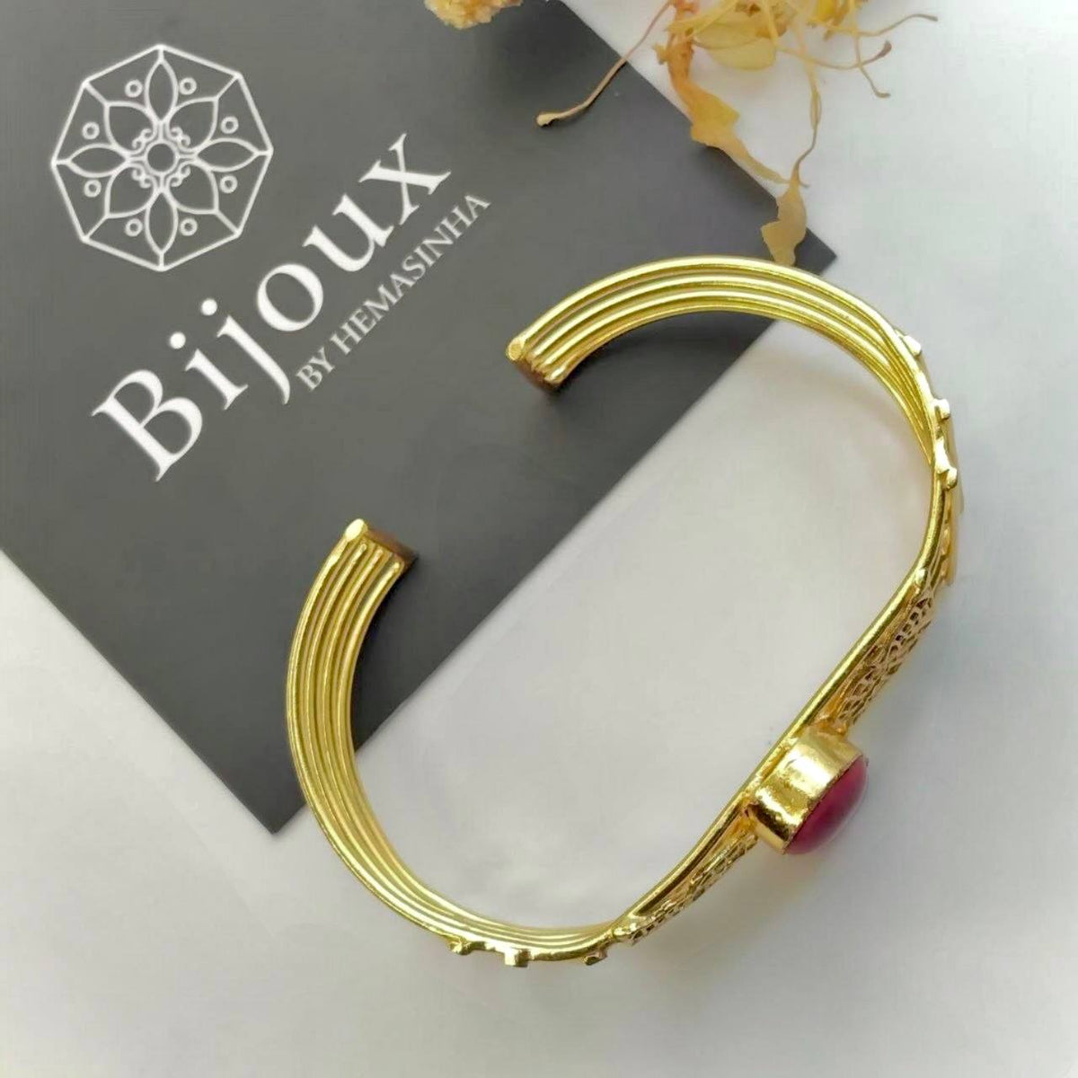 JULINA HANDMADE AND HAND HAMMERED AND CLASSIC STONE BRACELET BR211