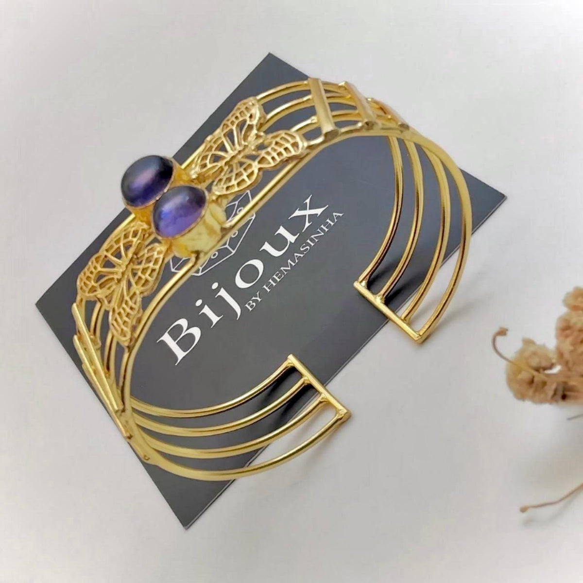 JULINA HANDMADE AND HAND HAMMERED AND CLASSIC STONE BRACELET BR211