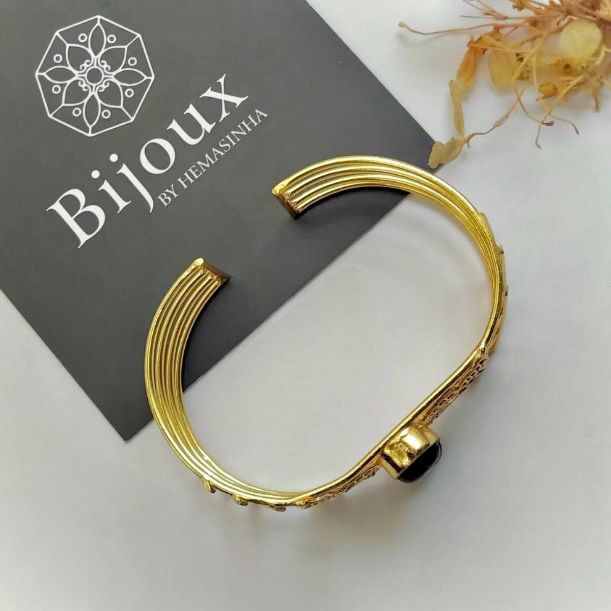JULINA HANDMADE AND HAND HAMMERED AND CLASSIC STONE BRACELET BR211