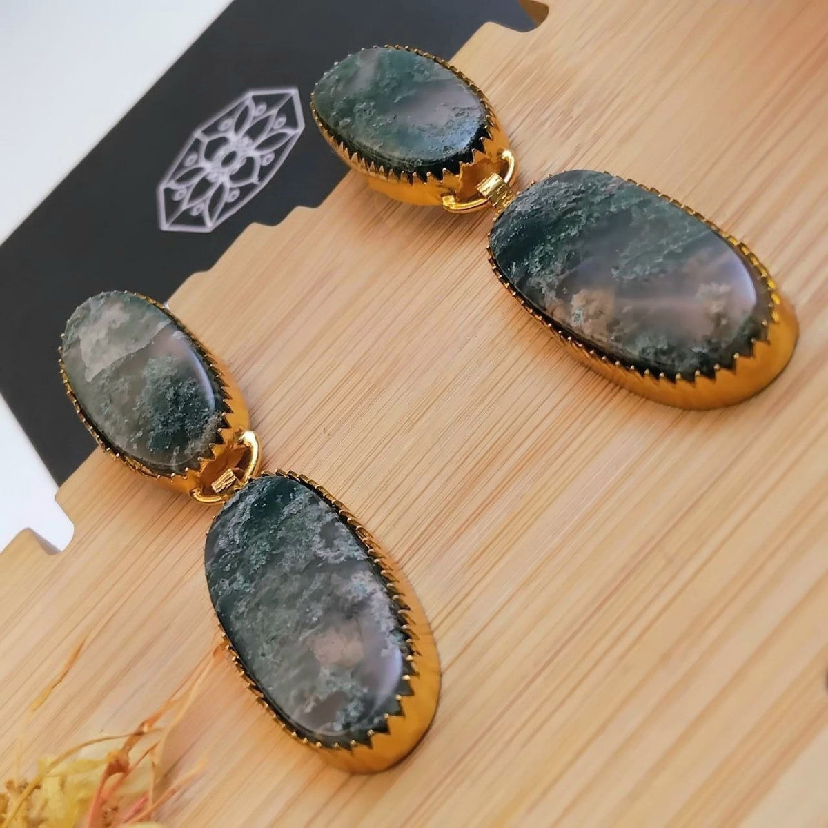 RIHANNA HANDMADE NATURAL STONE GOLD TONED DANGLERS/EARRINGS ER953