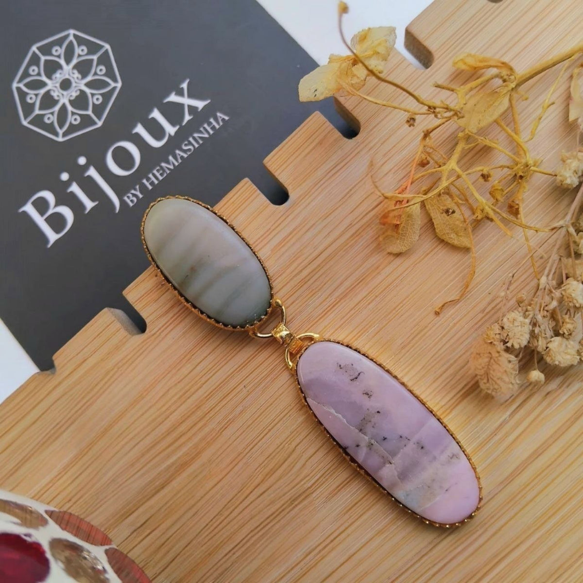 RIHANNA HANDMADE NATURAL STONE GOLD TONED DANGLERS/EARRINGS ER953