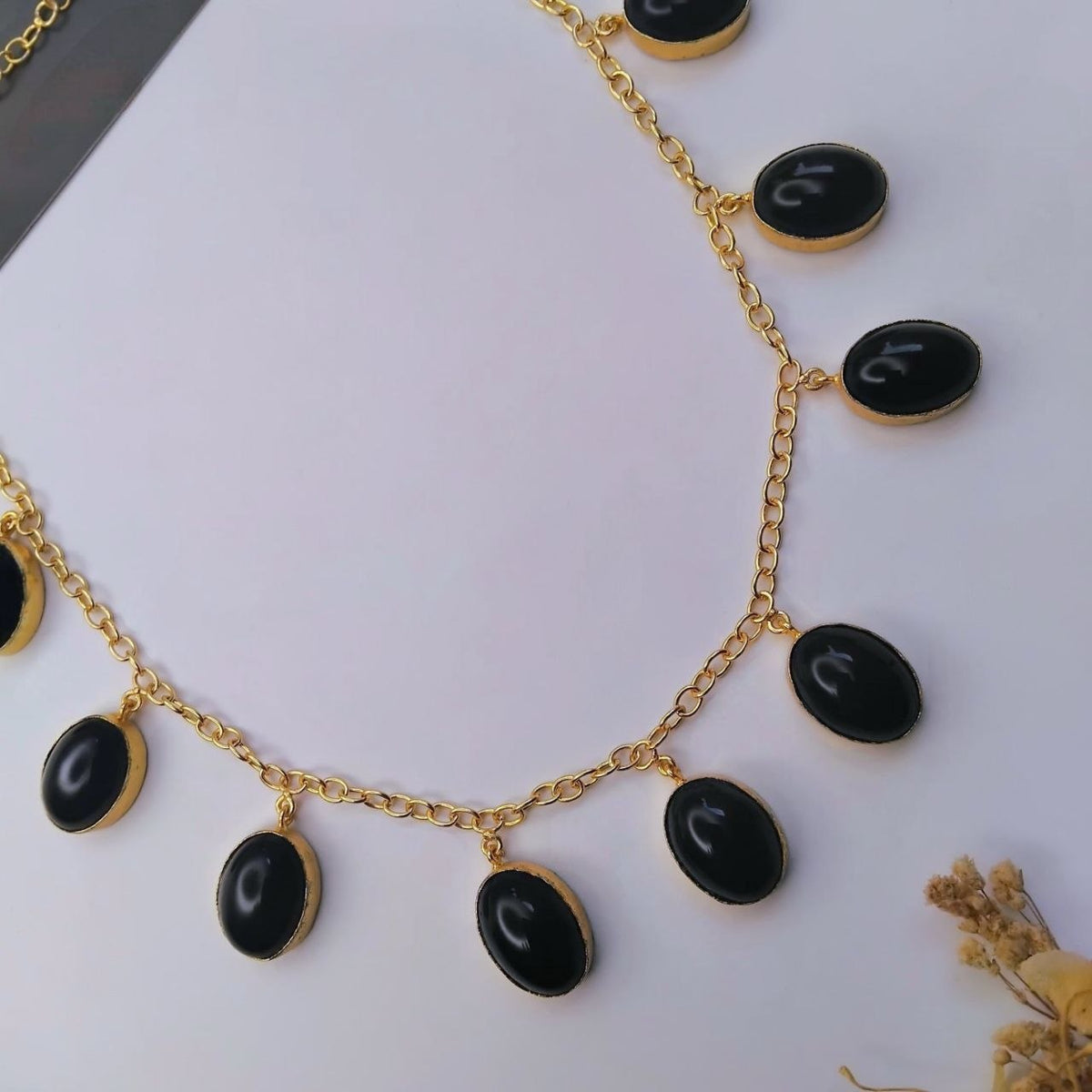 SHAKSHI HANDMADE GOLD TONED NATURAL STONE NECKPIECE OF30